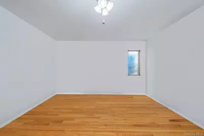 170 Grand Boulevard, Brentwood, NY 11717 - Photo 7