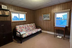 135 Sunrise Ln, Hempstead, NY 11756 - Photo 13