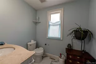 85 Bayview Ave, Patchogue, NY 11772 - Photo 15