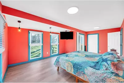 10 Westwind Drive, Bohemia, NY 11716 - Photo 9