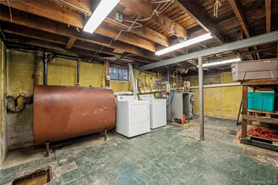 1927 Franklin Road, Valley Stream, NY 11580 - Photo 17