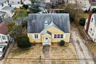 1927 Franklin Rd, Valley Stream, NY 11580 - Photo 3