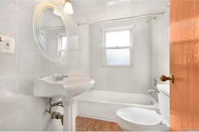 820 Southern Parkway, Uniondale, NY 11553 - Photo 9