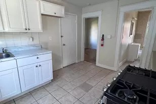 25 Lent St, Poughkeepsie, NY 12601 - Photo 13