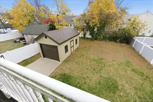 26 Carman Ave, Cedarhurst, NY 11516 - Photo 23