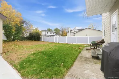 26 Carman Avenue, Cedarhurst, NY 11516 - Photo 25