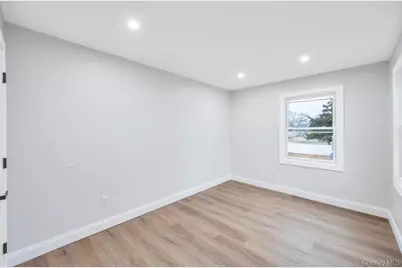 751 S Hickory Street, Lindenhurst, NY 11757 - Photo 13