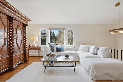 166 Highview Street, Mamaroneck, NY 10543 - Photo 5