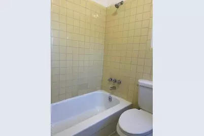 212 5th Avenue, West Babylon, NY 11704 - Photo 17