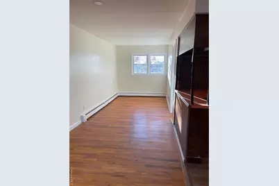 212 5th Avenue, West Babylon, NY 11704 - Photo 5