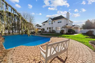 2 Mayflower Ln, Holtsville, NY 11742 - Photo 3