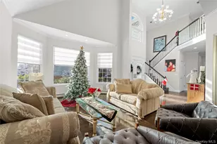 2 Mayflower Ln, Holtsville, NY 11742 - Photo 7