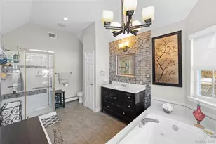 2 Mayflower Ln, Holtsville, NY 11742 - Photo 21