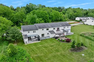 221 Tamerisk Ln, New Windsor, NY 12553 - Photo 35