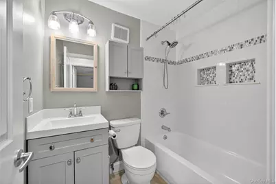 10 Secora Road #L12, Monsey, NY 10952 - Photo 11