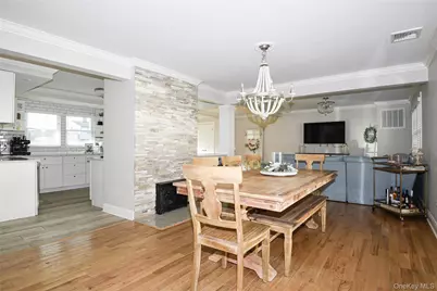 181 Friends Lane, Westbury, NY 11590 - Photo 7