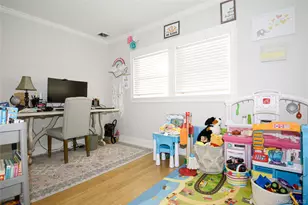 181 Friends Ln, Westbury, NY 11590 - Photo 23