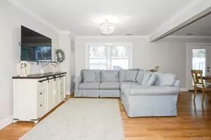 181 Friends Ln, Westbury, NY 11590 - Photo 9