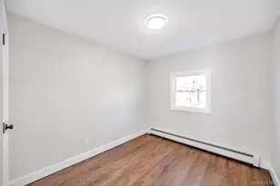 16 Columbus Ave, Brentwood, NY 11717 - Photo 19