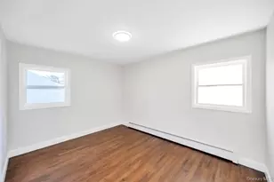 16 Columbus Ave, Brentwood, NY 11717 - Photo 17