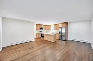 16 Columbus Ave, Brentwood, NY 11717 - Photo 7