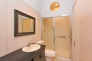 130 S Middle Neck Rd, Great Neck, NY 11021 - Photo 9