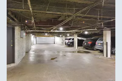 130 S Middle Neck Road #2, Great Neck, NY 11021 - Photo 17