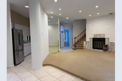 130 S Middle Neck Road #2, Great Neck, NY 11021 - Photo 5