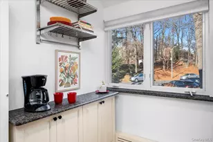 110 Round Hill Rd, Dobbs Ferry, NY 10522 - Photo 5