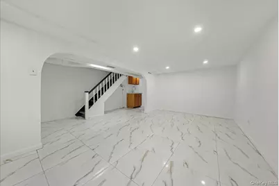 4309 Edson Avenue, Bronx, NY 10466 - Photo 17