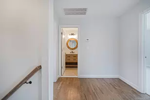 115 Riviera Pkwy, Lindenhurst, NY 11757 - Photo 23