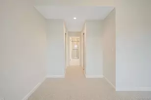 115 Riviera Pkwy, Lindenhurst, NY 11757 - Photo 11