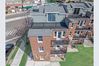 37-08 Francis Lewis Boulevard, Bayside, NY 11361 - Photo 13