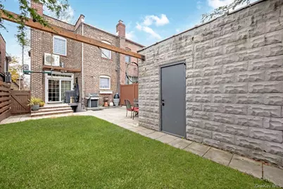 64-68 83 Place, Middle Village, NY 11379 - Photo 29