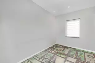 64-68 83 Pl, Middle Village, NY 11379 - Photo 17