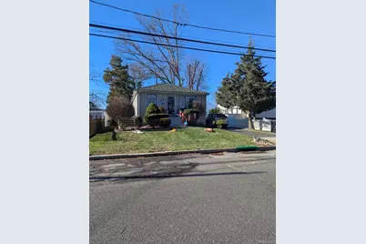[Address not provided], Bay Shore, NY 11706 - Photo 9