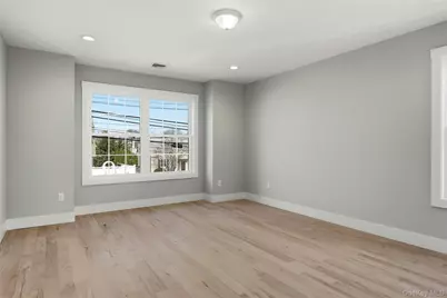 3390 Woodward Avenue, Wantagh, NY 11793 - Photo 31