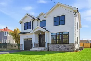 3390 Woodward Ave, Wantagh, NY 11793 - Photo 5