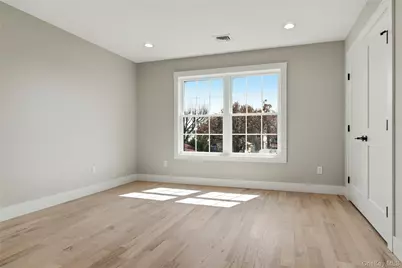 3390 Woodward Avenue, Wantagh, NY 11793 - Photo 27