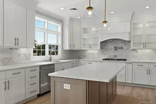 3390 Woodward Ave, Wantagh, NY 11793 - Photo 23