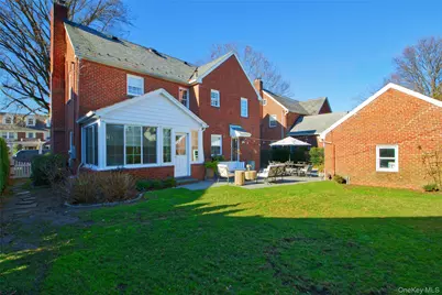 173 Brixton Road, Garden City, NY 11530 - Photo 25