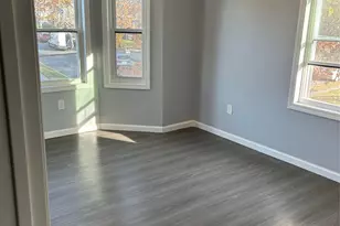 562 S 9th Ave, Mount Vernon, NY 10550 - Photo 5