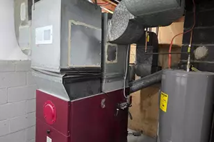 19 Ann St, Poughkeepsie, NY 12603 - Photo 11