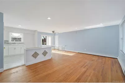 182 New York Avenue, Bay Shore, NY 11706 - Photo 7