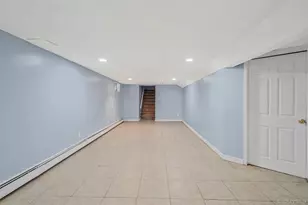 182 New York Ave, Bay Shore, NY 11706 - Photo 21