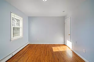 182 New York Ave, Bay Shore, NY 11706 - Photo 19