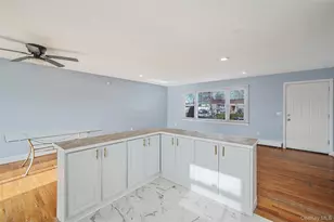 182 New York Ave, Bay Shore, NY 11706 - Photo 13