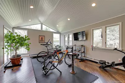 189 Old Westbury Road, Old Westbury, NY 11568 - Photo 11