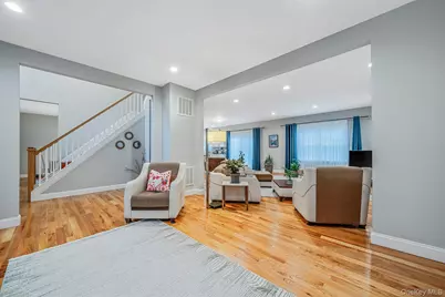 152 Wood Road, Centereach, NY 11720 - Photo 7