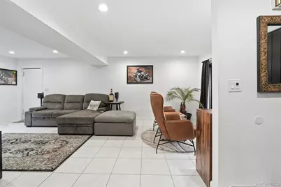 76 Kensington Oval, New Rochelle, NY 10805 - Photo 39